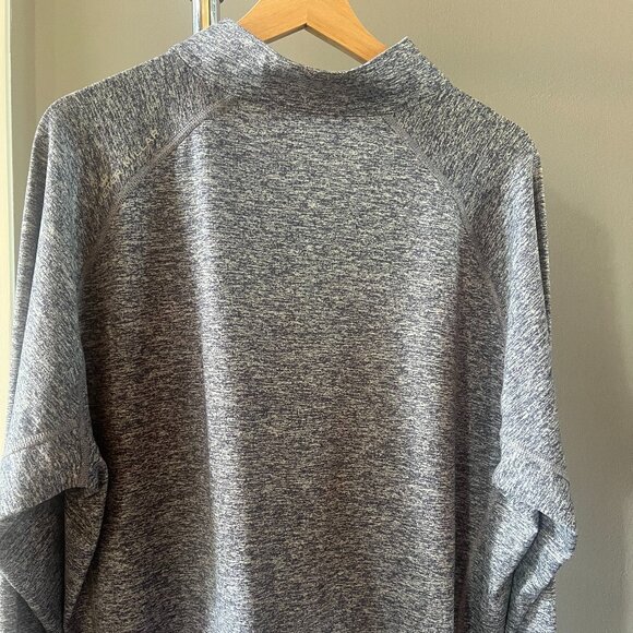 Peter Millar long sleeve - Picture 2 of 2